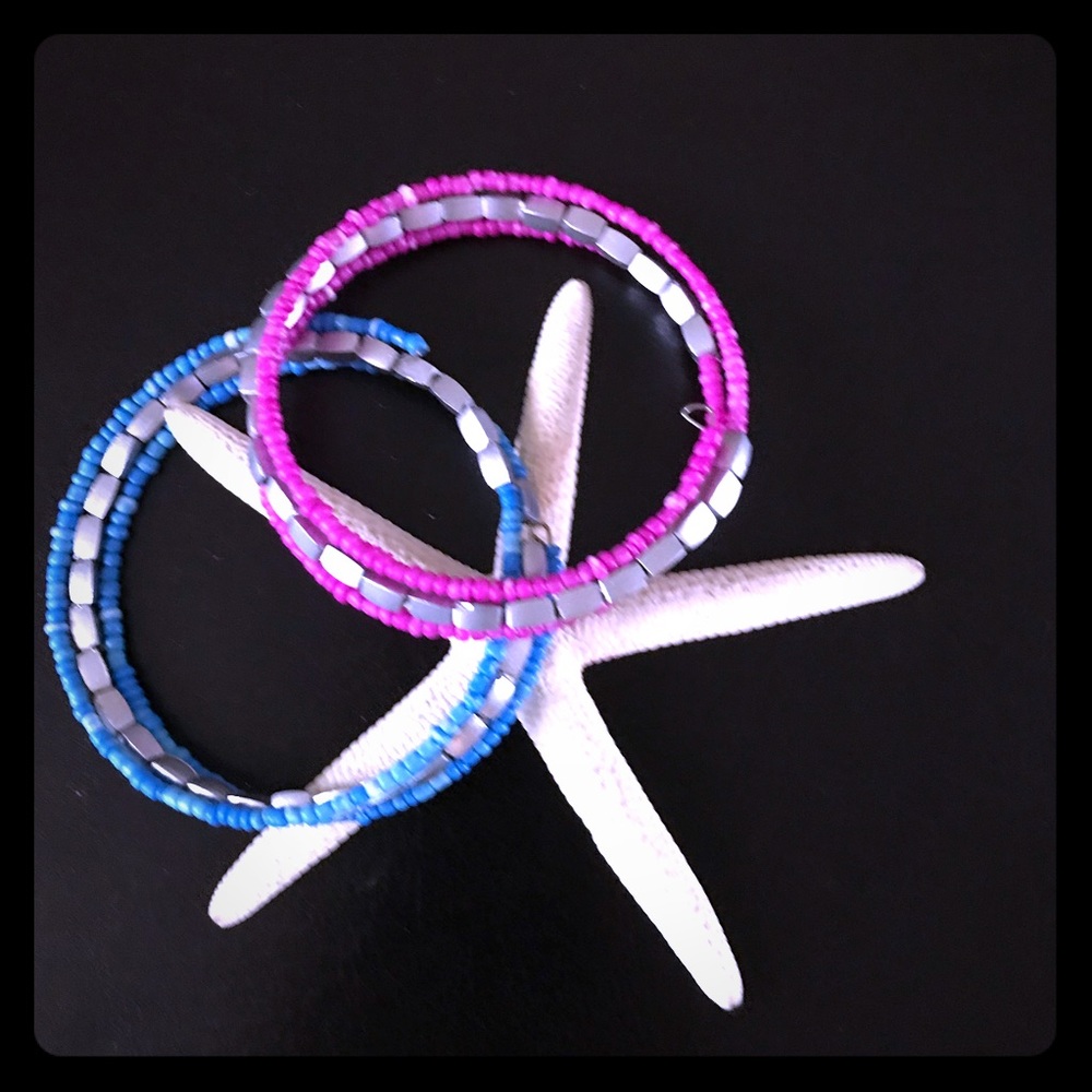 Wrap Around Braclets🦋 - Picture 2 of 2